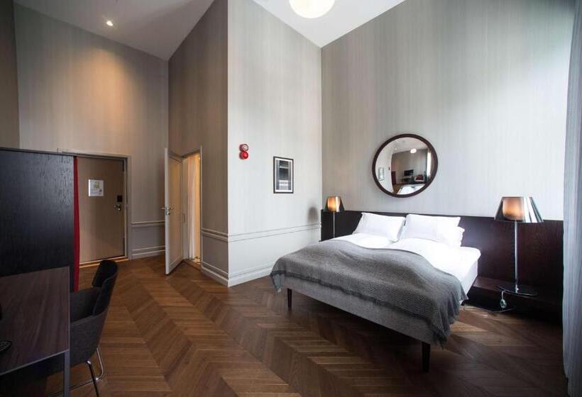 Номер Superior, Bergen Børs