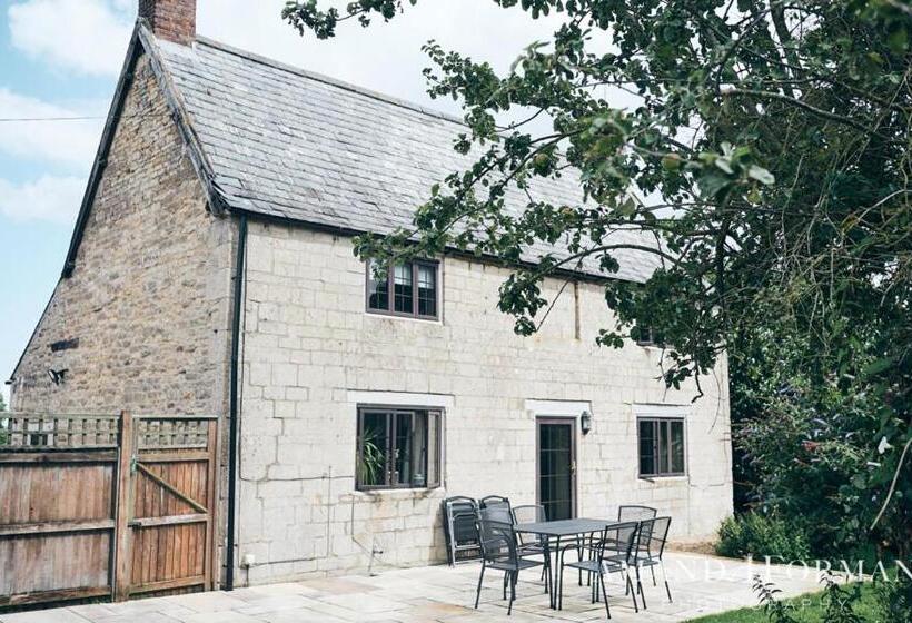 Дом 3 Спальни, Rutland Water Courtyard Rooms