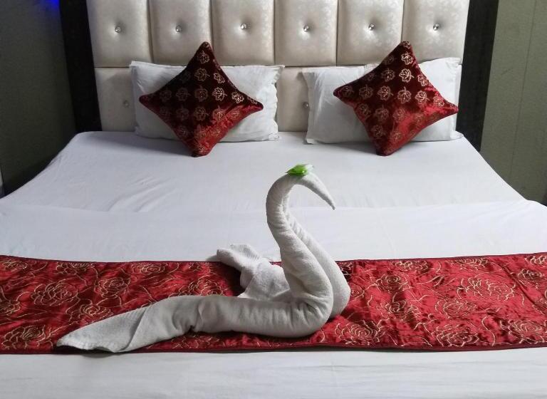 Economy Szoba, Shehnaz Inn   Walking Distance For Golden Temple