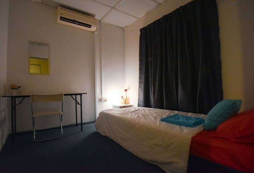 Номер Стандарт Индивидуальный, G Traveler Accommodation   Hostel