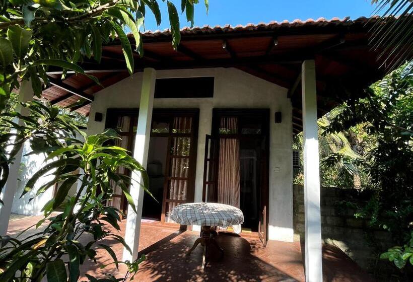 Вилла 1 Спальня Вид на Сад, Dinuri Villa