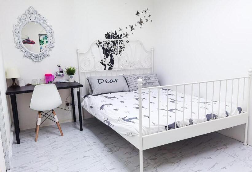 Номер Economy, G Traveler Accommodation   Hostel