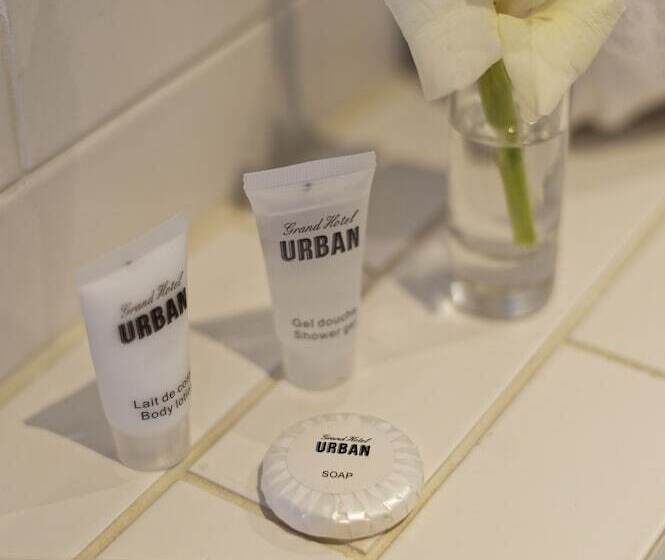 Standard Room, Grand Hotel Urban