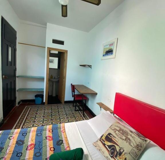 اتاق استاندارد, Havana Hostel Cali & Dance School