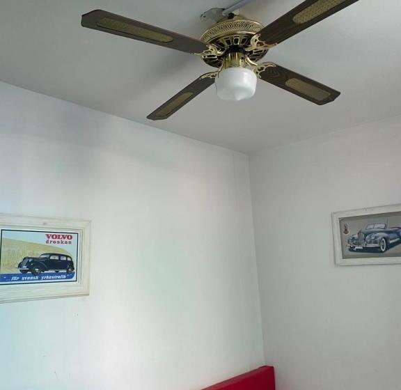 Номер Стандарт, Havana Hostel Cali & Dance School