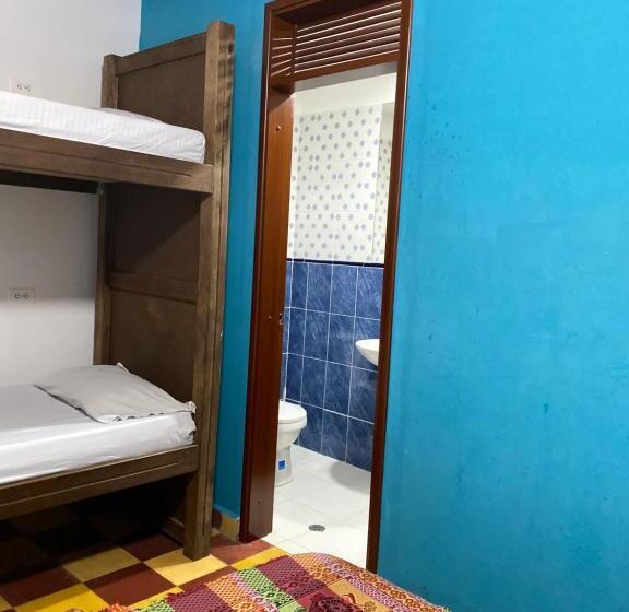 ファミリールーム, Havana Hostel Cali & Dance School