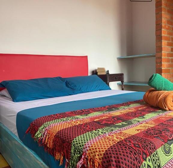 Номер Стандарт Вид на Горы, Havana Hostel Cali & Dance School
