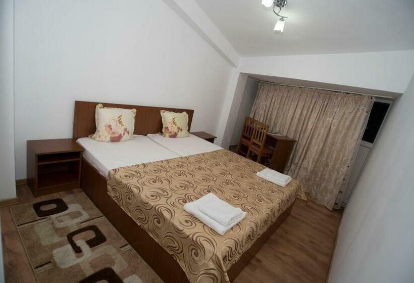 اتاق استاندارد, Hostel Ruxandra