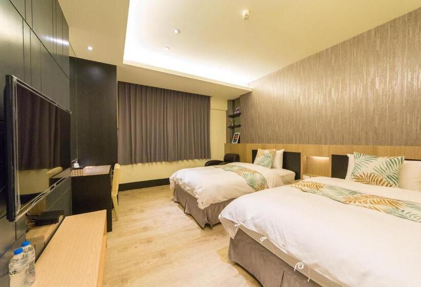اتاق استاندارد, W Hostel