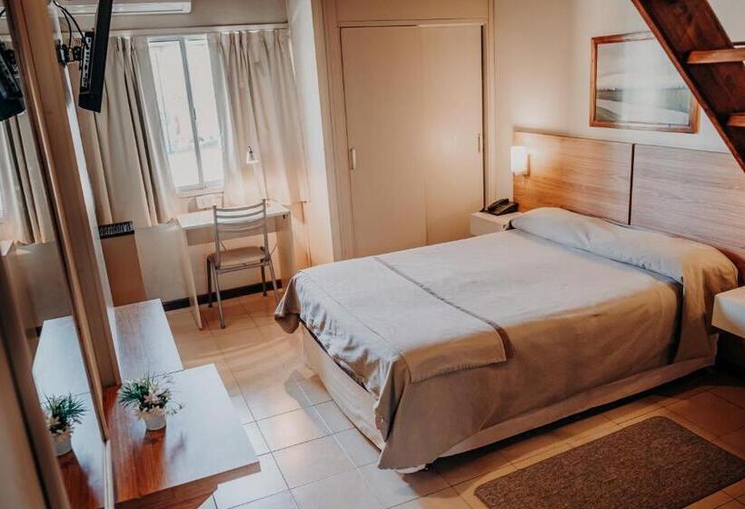 Семейный Номер, Motel Aca Santa Rosa