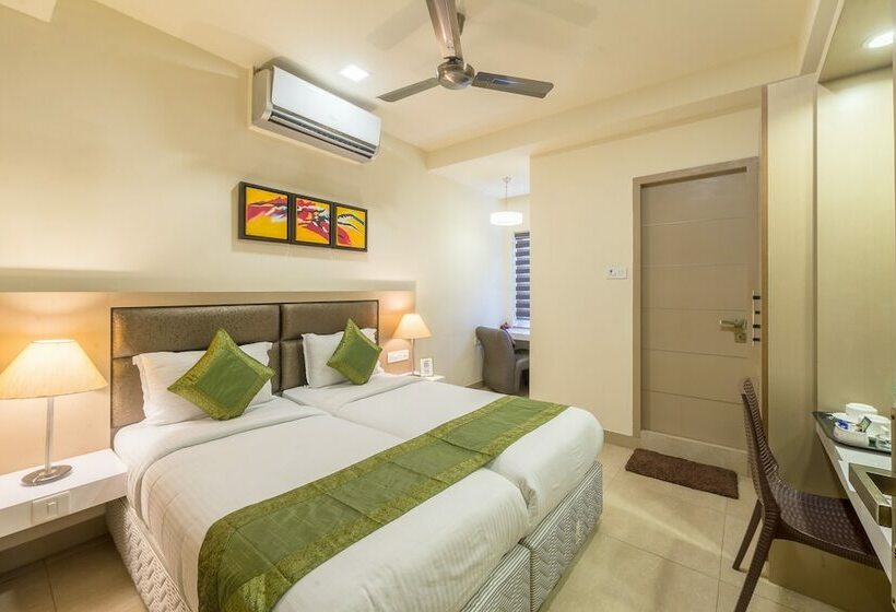 Номер Стандарт, Treebo Nestlay Airport Alandur