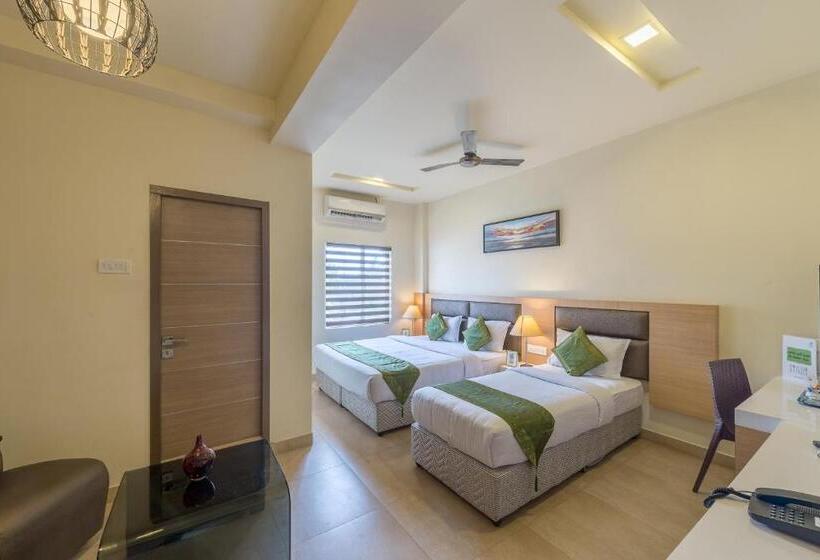Номер Deluxe, Treebo Nestlay Airport Alandur