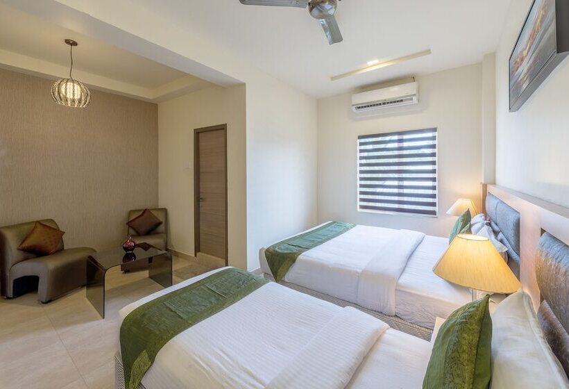 Номер Deluxe, Treebo Nestlay Airport Alandur