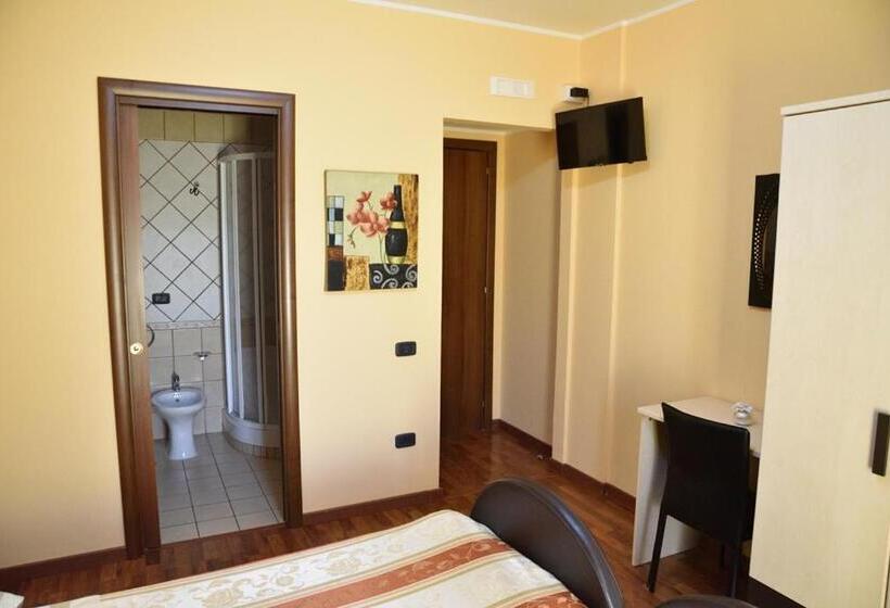 带阳台的豪华间, Bed & Breakfast Ospiti A Corte