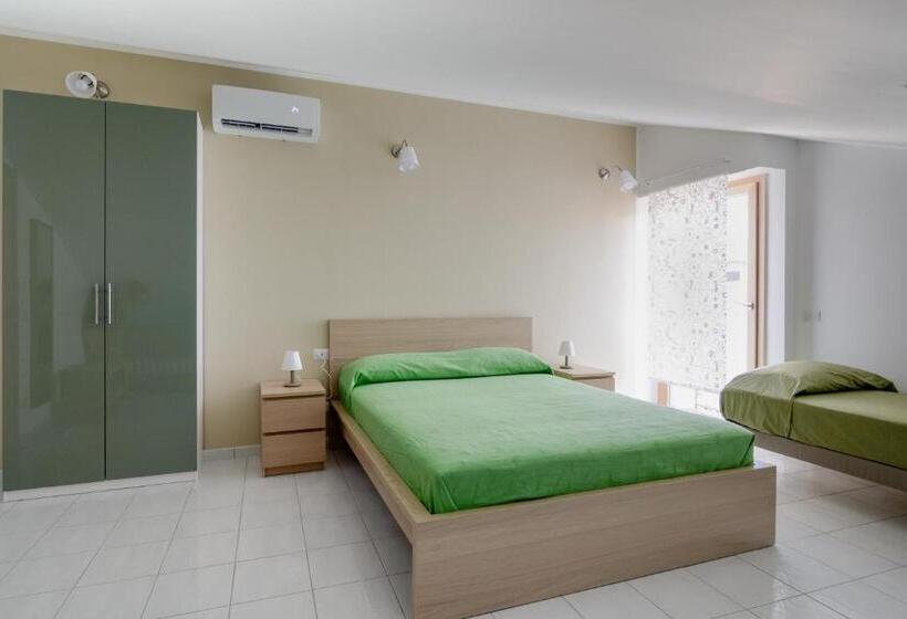 جناح غرفتين نوم, Greco B&b