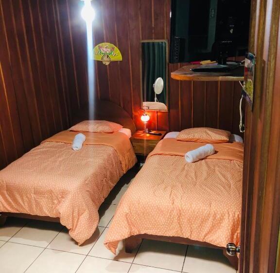 חדר סטנדרט חדר אמבטיה משותף, Cabinas Lupita