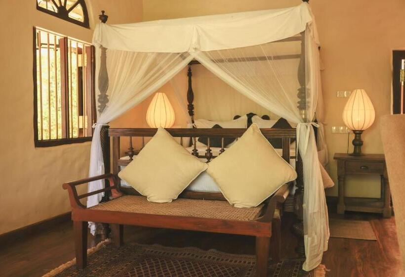 Номер Deluxe, Pedlars Manor