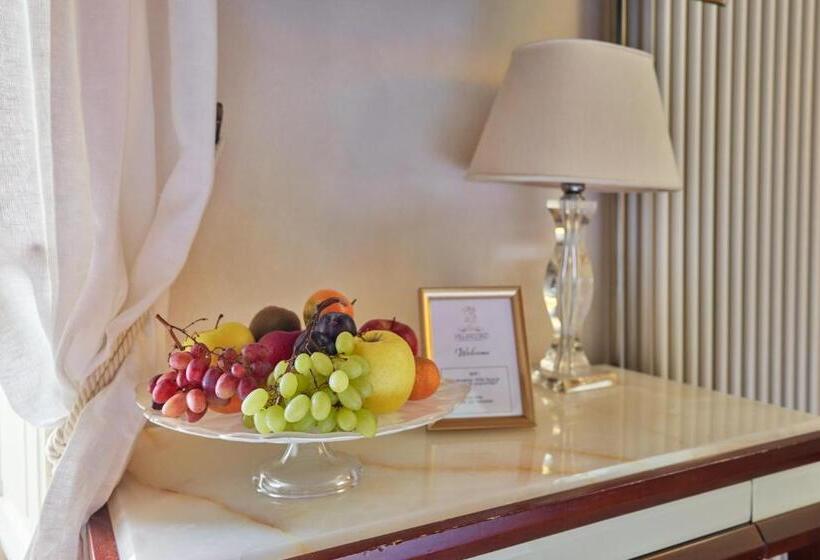 Люкс с Террасой, Villa Scorzi   Relais De Charme