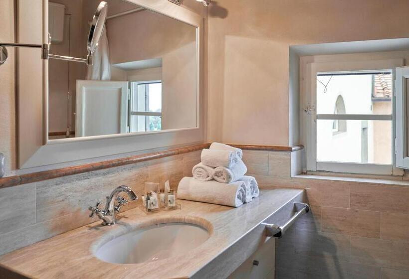 Номер Стандарт Вид на Бассейн, Villa Scorzi   Relais De Charme