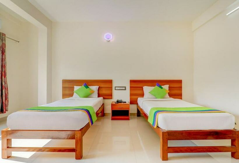 חדר סטנדרט, Treebo Atithi Comforts, 1 Km From Nisargadhama Forest