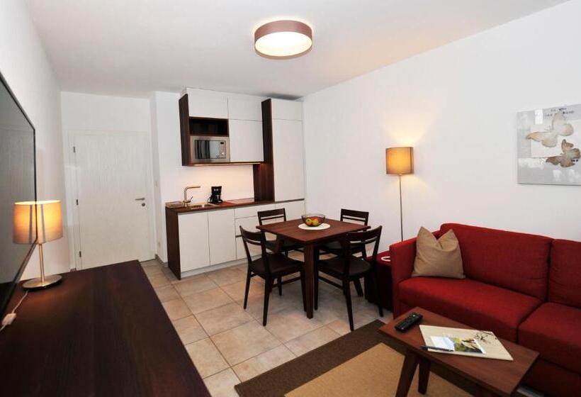 Люкс с Балконом, Apparthotel Calma