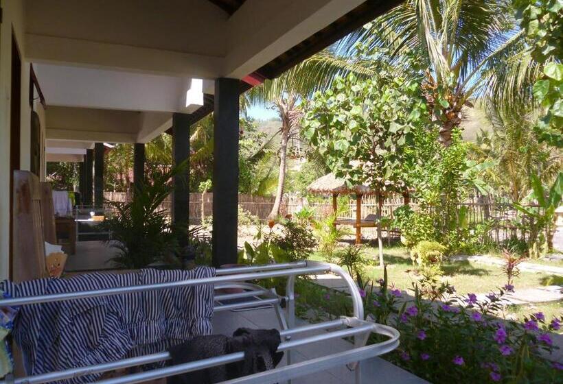 اتاق استاندارد, Dewi Garden Guesthouse