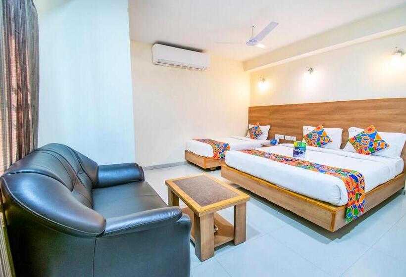 Семейный Номер, Fabhotel Jansi Deluxe   Nr Gandhipuram Bus Stand