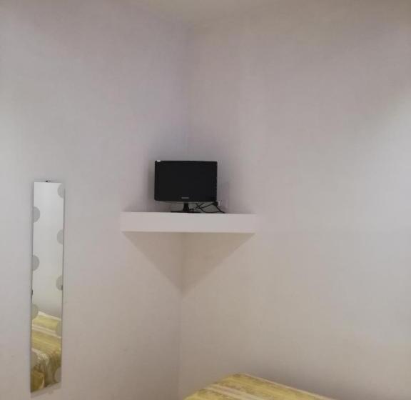 Трехместный Номер Deluxe Вид на Море, Villa Adele Ponza