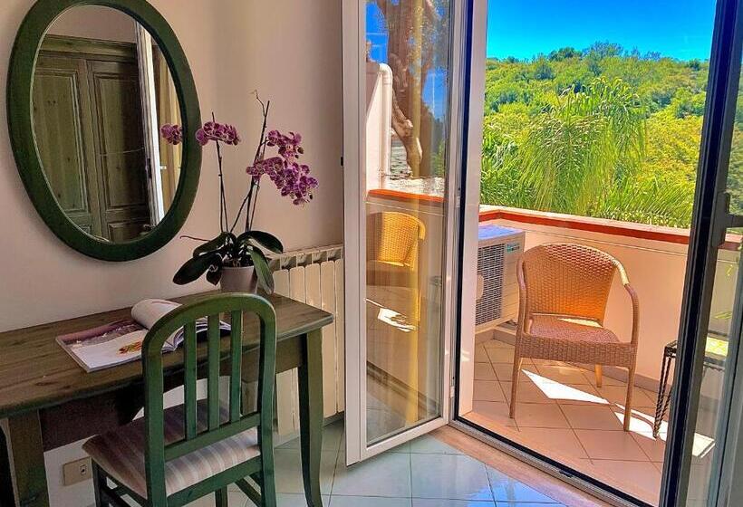 スタンダードトリプルルーム, Resort Villa Flavio