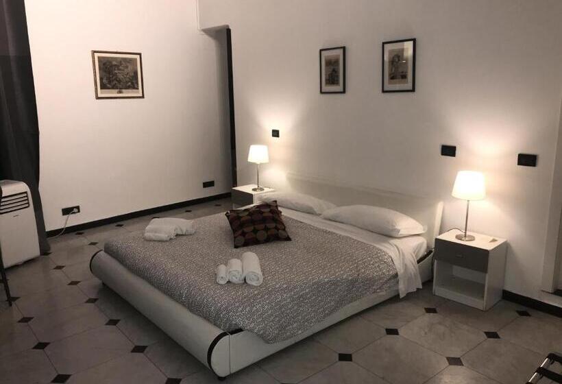 اتاق استاندارد چهار تخته, Chiossone Suites