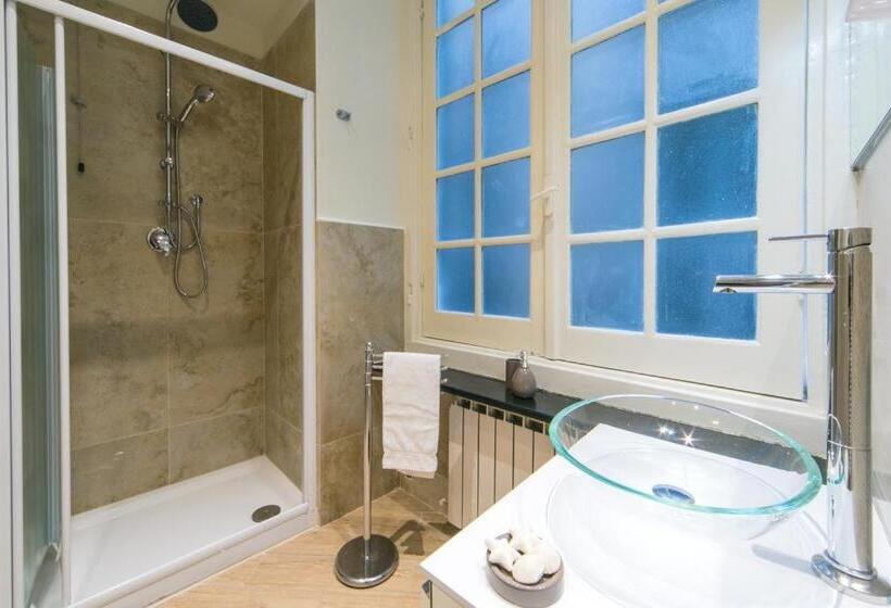 اتاق کلاسیک, Chiossone Suites