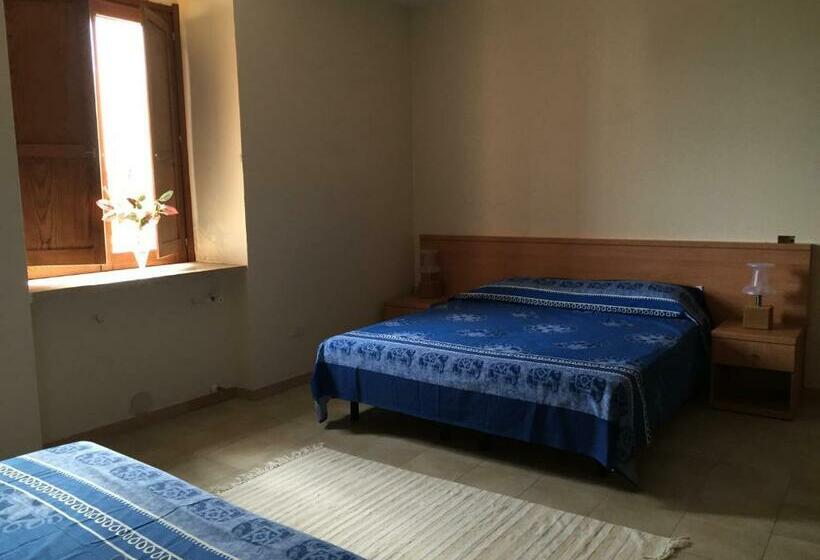 Четырехместный Номер Стандарт, Hostels Euro Mediterraneo