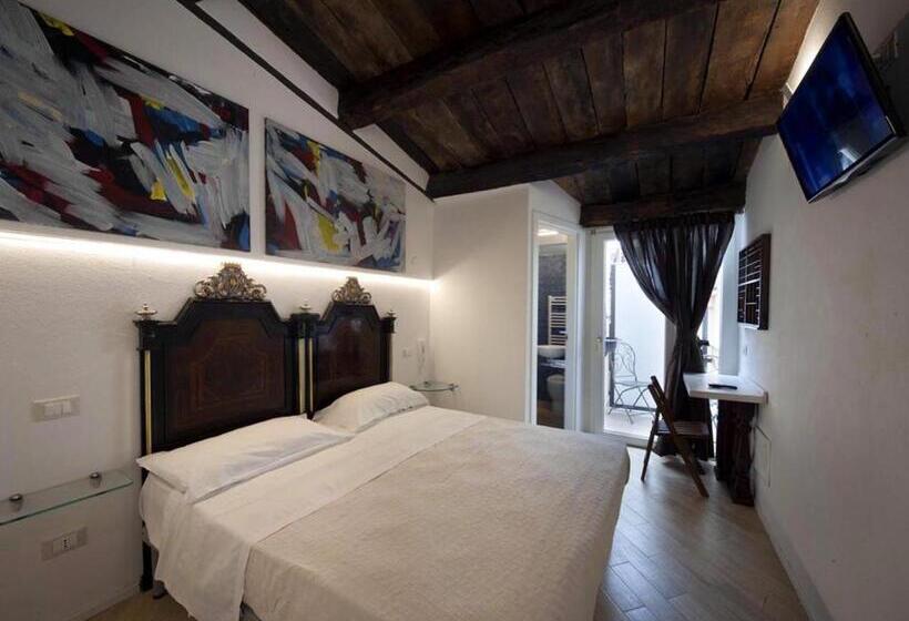 اتاق سوپریور خانوادگی, Residenze Portacastello