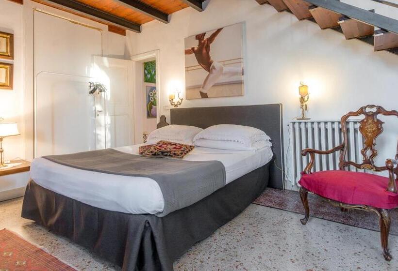 سوییت, B&b Villa I 2 Leoni