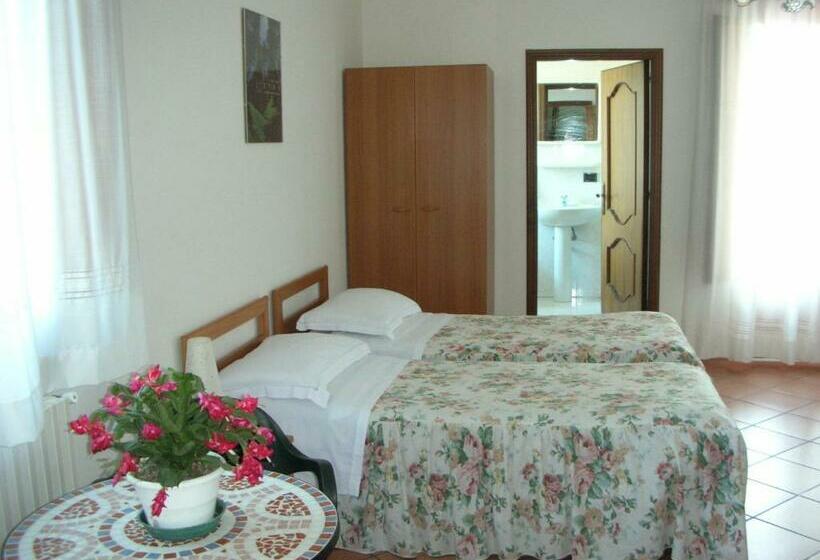 اتاق استاندارد, B&b Villa Refe