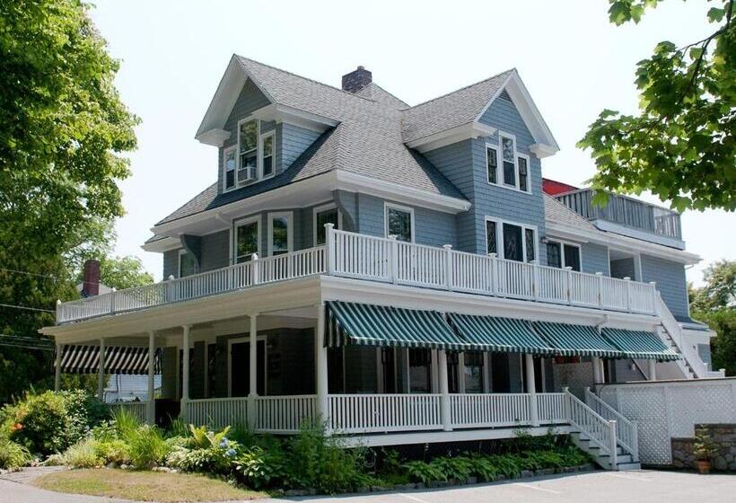 Люкс, Lindenwood Inn