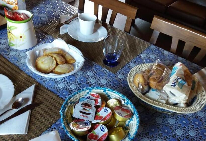 Полулюкс, B&b Su Briglioni