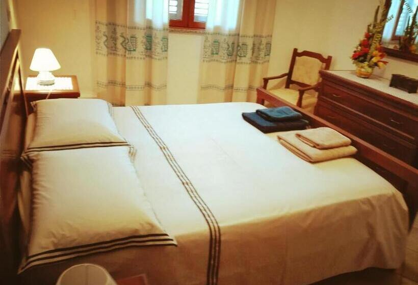 Полулюкс, B&b Su Briglioni