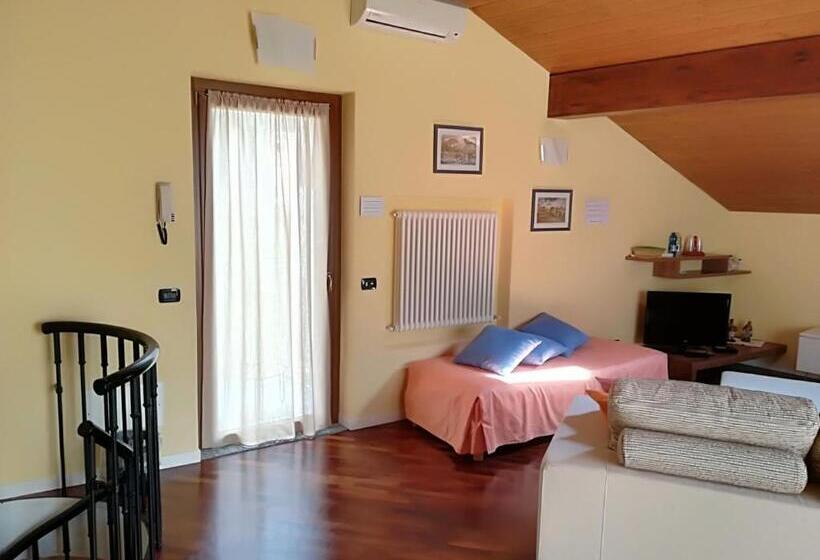 Полулюкс Вид на Озеро, B&b Foresteria Casa Della Musica Lake Como