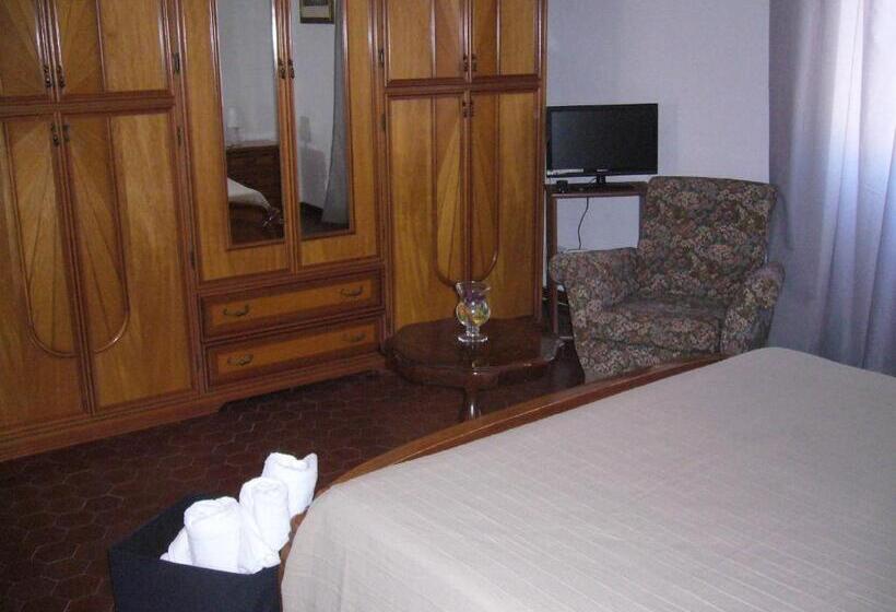 Трехместный Номер Стандарт Совместная Ванная, Il Cucù B&b