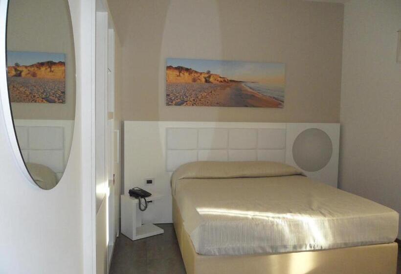 Четырехместный Номер Стандарт, Motel S.16