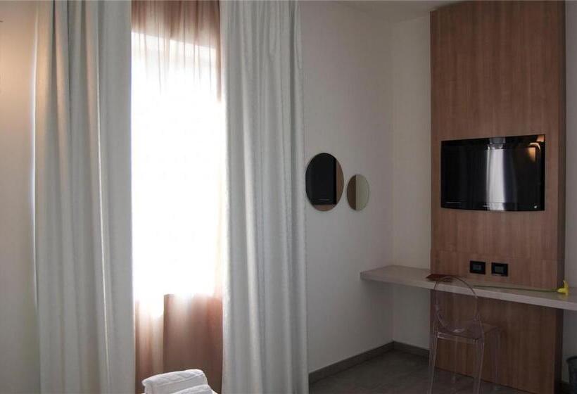Номер Стандарт, Motel S.16