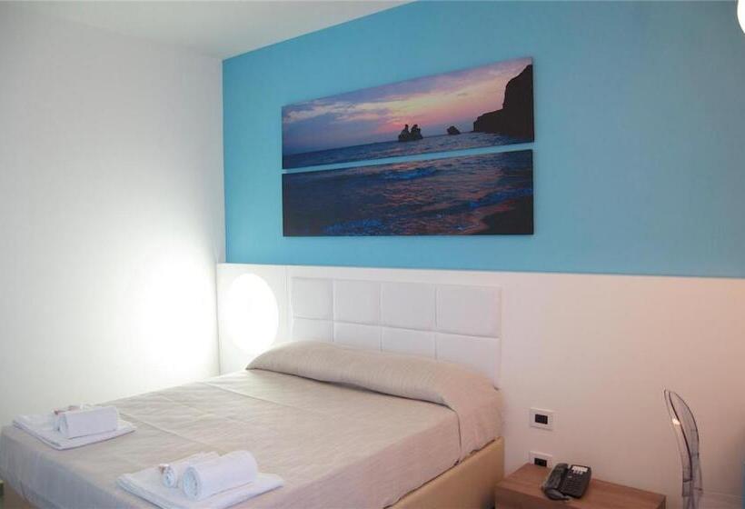Четырехместный Номер Стандарт, Motel S.16