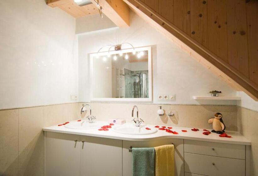 Апартаменты 2 Спальни, Villa Anina