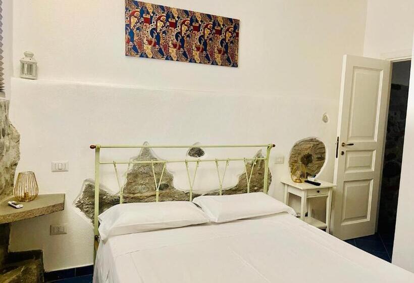 Номер Стандарт, Borgo Camicia In