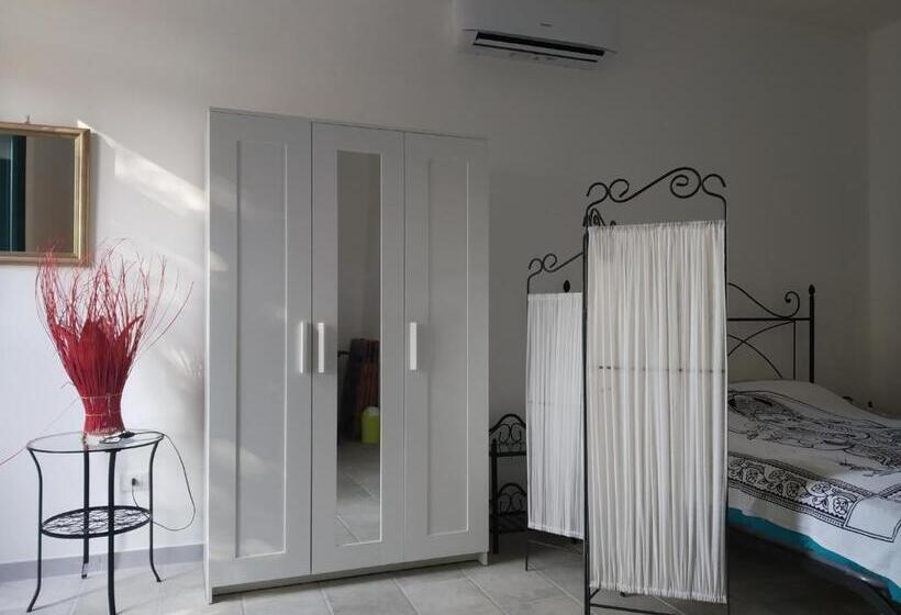 اتاق کلاسیک چهارنفره, Physis B&b A Casa Di Clio