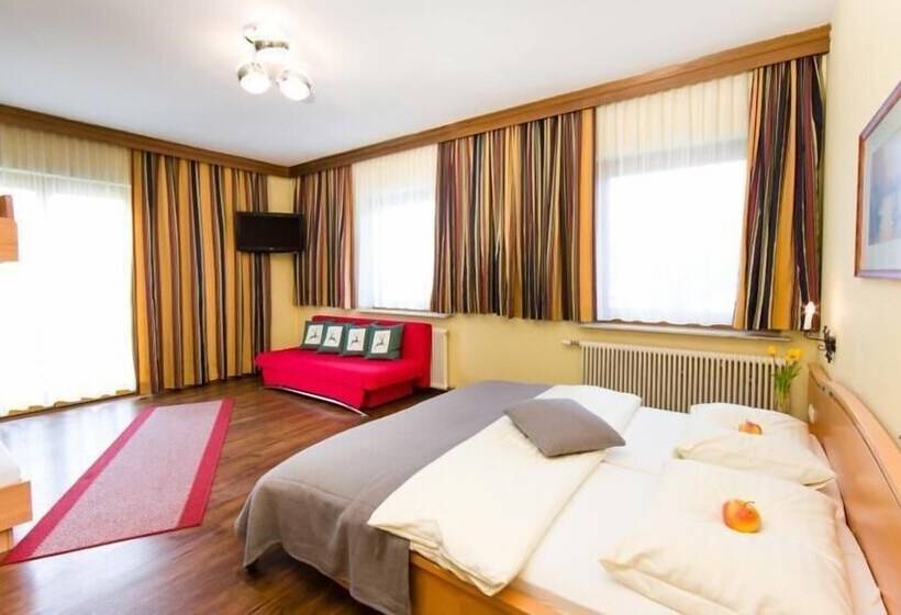 Номер Стандарт с Балконом, Familiengut Ertlhof