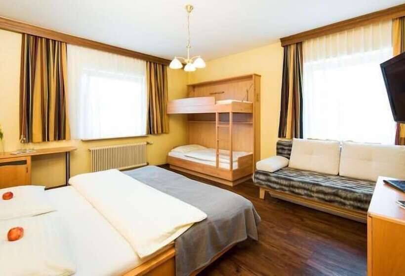 Номер Стандарт, Familiengut Ertlhof