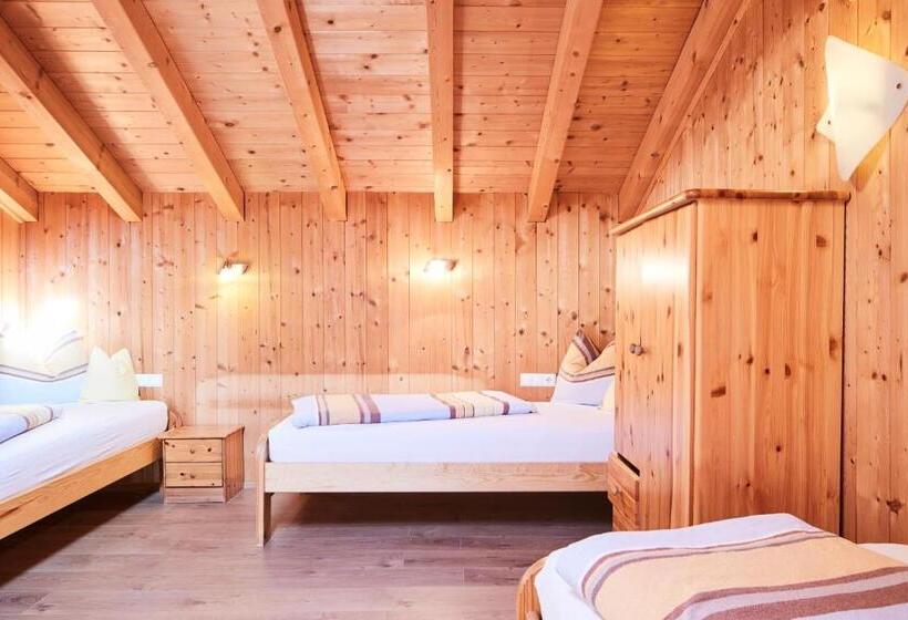 Апартаменты 2 Спальни с Балконом, Tirolerhof   Appartementhaus