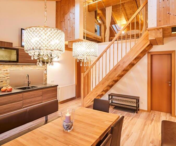 Апартаменты 2 Спальни, Tirolerhof   Appartementhaus